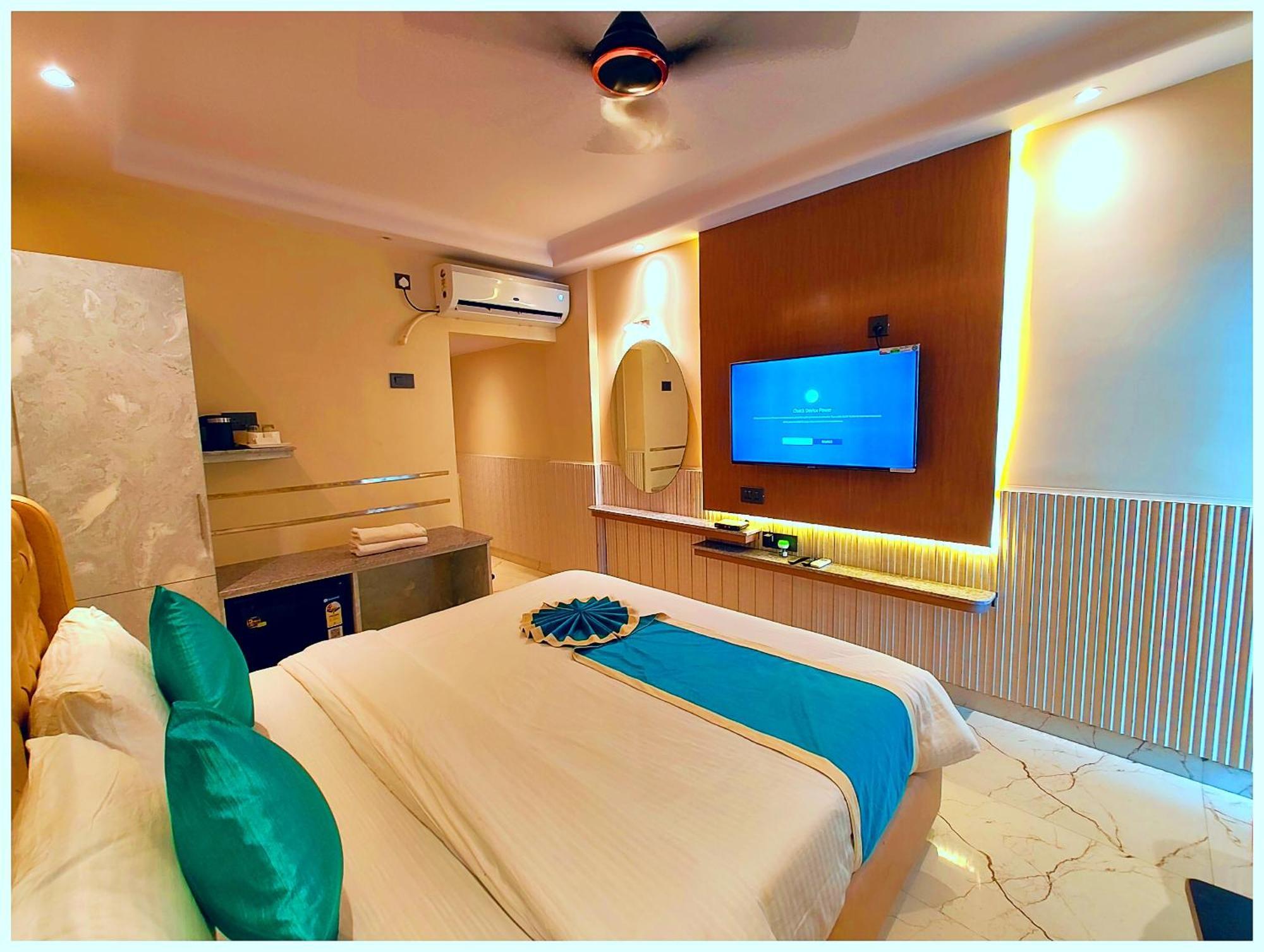 Puri Hotel D R E A M L A N D Near Sea Beach - - Restaurant & Parking Facilities - Prime Location With Luxury And Spacious Room - Book Now المظهر الخارجي الصورة